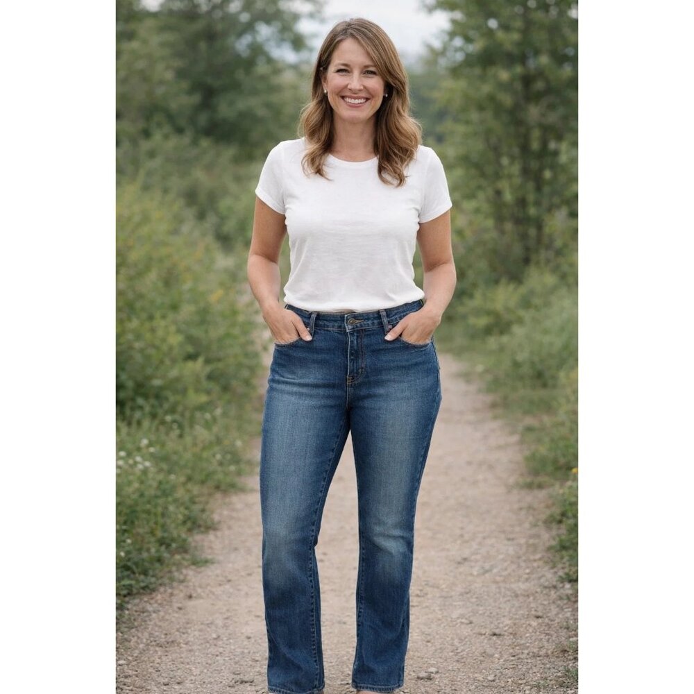 Eddie Bauer size 10 NEW Slightly Curvy/Bootcut Women's